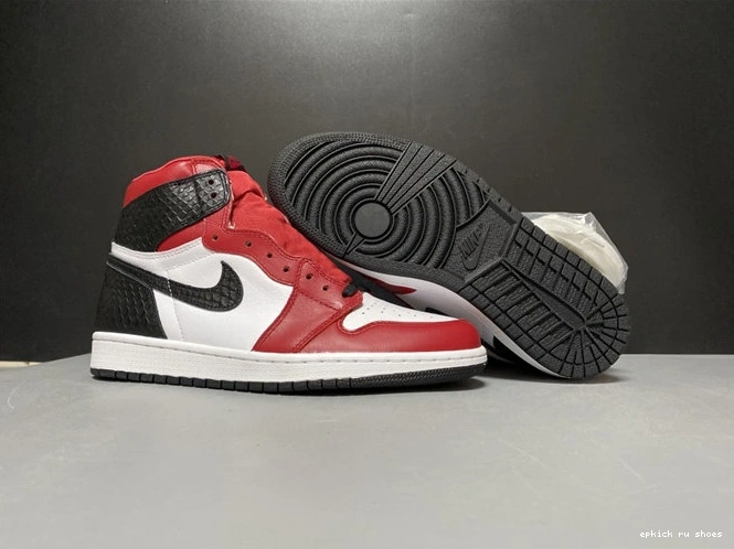 Rep Snake 3749 NewStyle CD0461- Jordan1 Retro Chicago Satin 1016